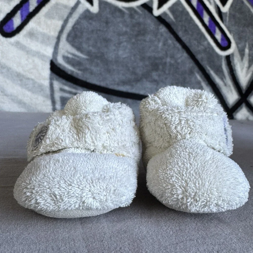 Size 2/3 - UGG Gray Suede Classic Unisex Baby Bootie Slippers Ankle